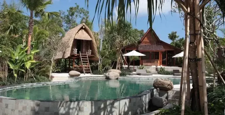 Avoiding Common Pitfalls on Your Luxury Raja Ampat Yacht Charter in 2027