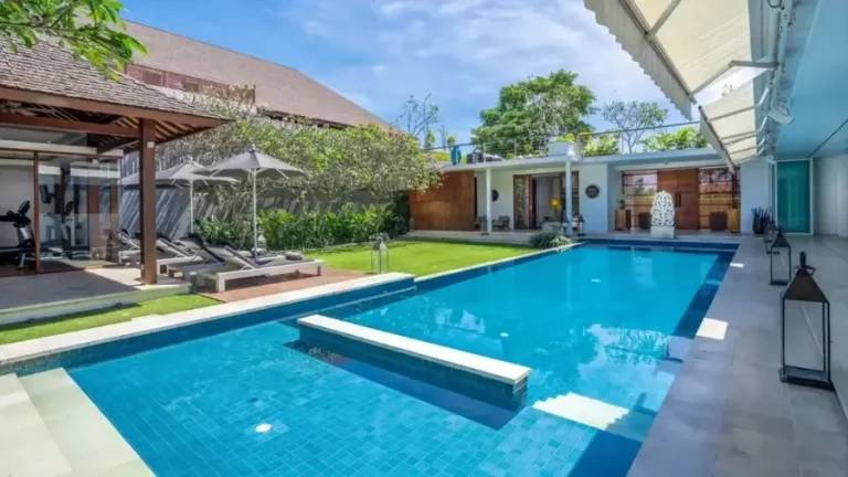 Luxury Cruise from Labuan Bajo in 2027: What to Expect (Part 8)